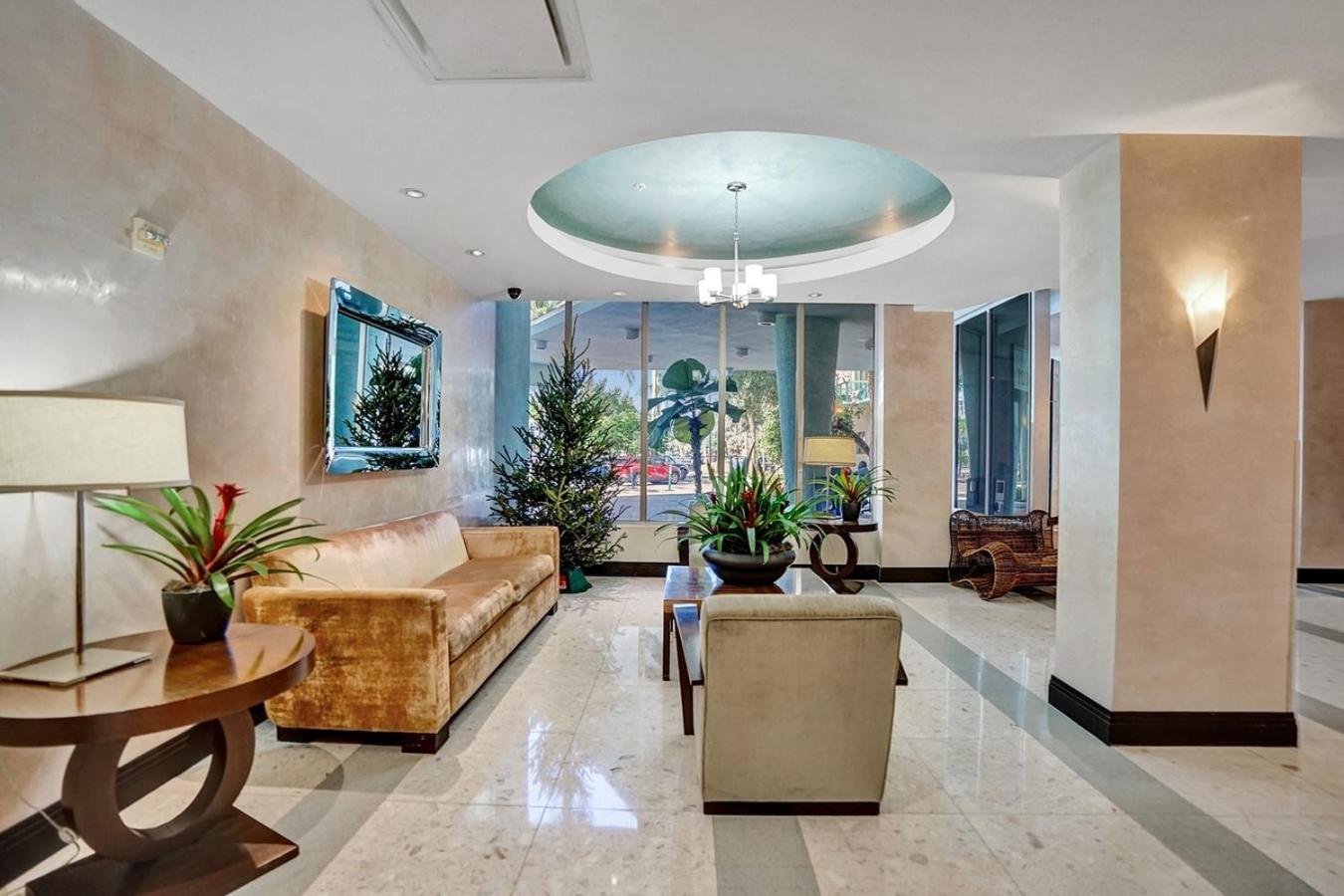Wonderful Condo At Hallandale Beach, Near Ocean!! Hollywood Esterno foto